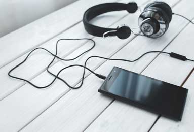 争五大战 蓝军主场无惧红魔